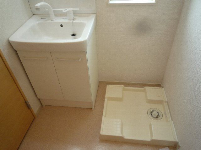 シュティル森崎の内装写真