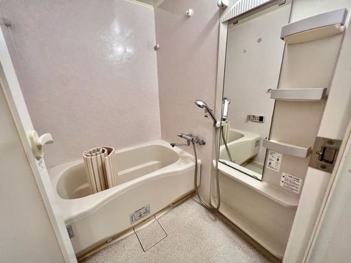 LA・IPSEのトイレ写真