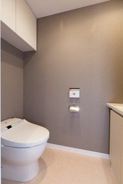 ＪＲ山手線 恵比寿駅 徒歩5分 9階建 築17年のトイレ写真
