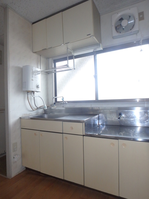 キッチン　図面と現状に相違がある場合には現状を優先．．．