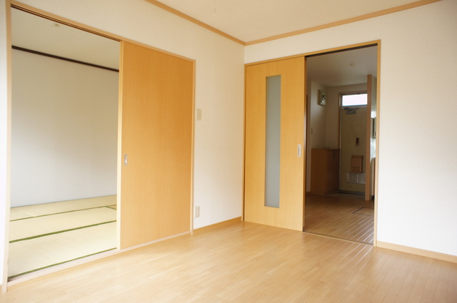 居室・リビング　図面と現状に相違がある場合には現状を優先．．．