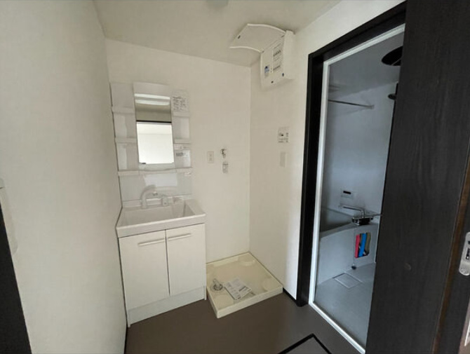 洗面設備　独立洗面化粧台