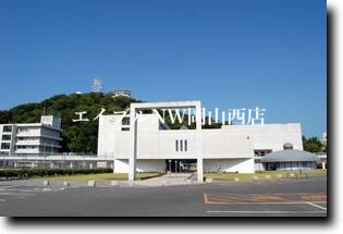 【岡山市北区伊島町のマンションの高校・高専】