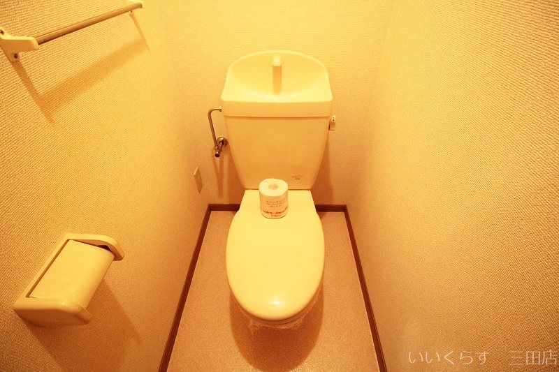 【神戸市北区道場町日下部のマンションのトイレ】