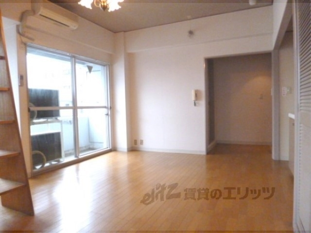 居室・リビング　洋室