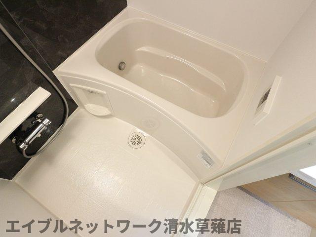 バス・シャワールーム　ゆったり過ごせるお風呂です