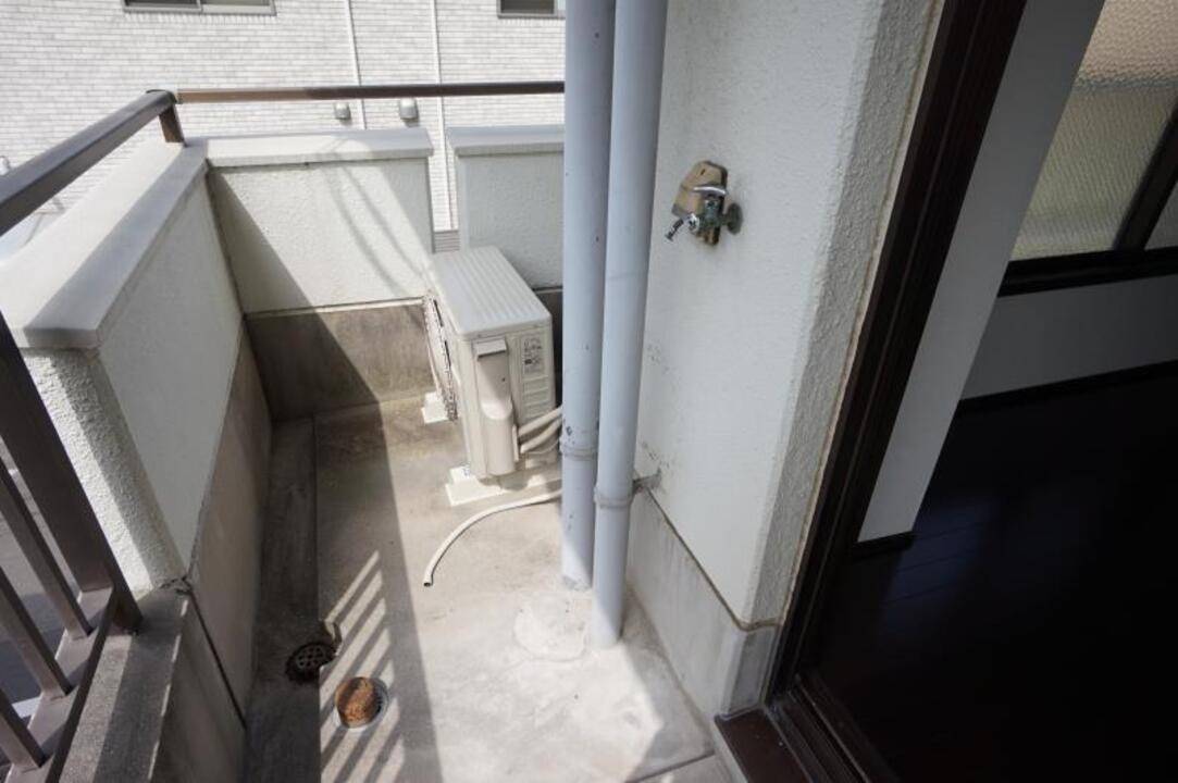 洗面設備　洗濯機置場