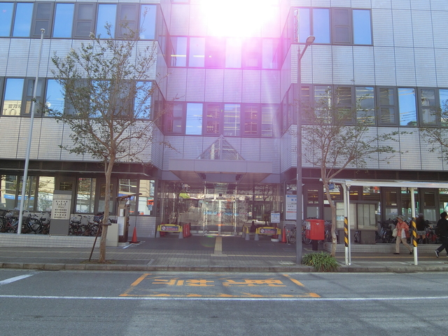 役所　神戸市垂水区役所（役所）まで621m