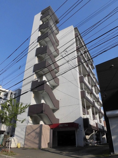 北海道札幌市中央区北六条西２３（マンション）の賃貸物件の外観