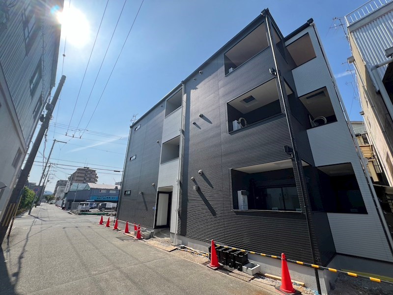 神戸市兵庫区芦原通のアパートの建物外観