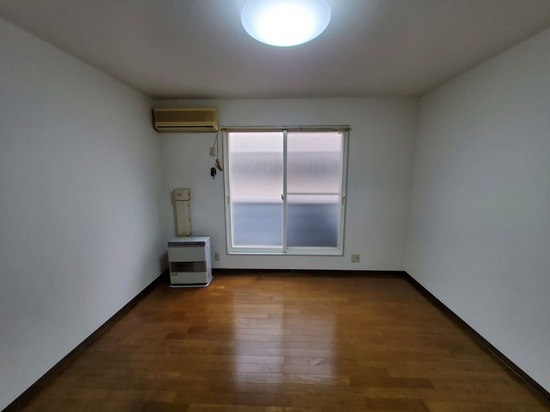 居室・リビング　洋室（8帖）の様子