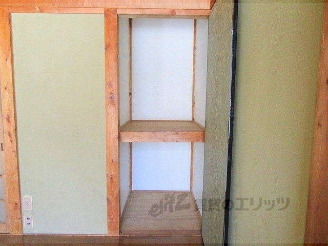 収納　１階洋室収納