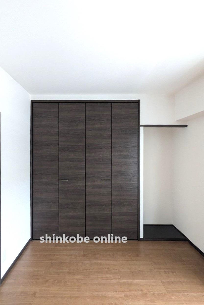 収納　洋室収納２