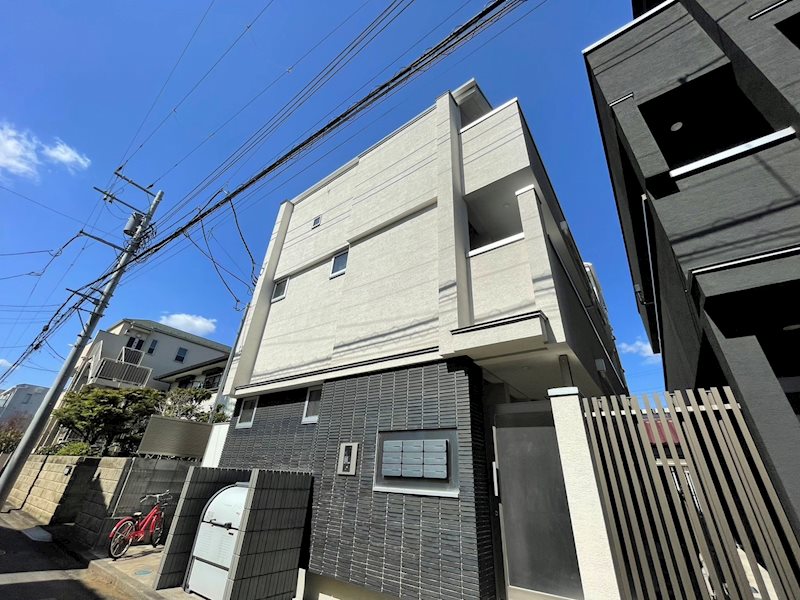 プレミアムコート日吉本町Ａ棟の建物外観