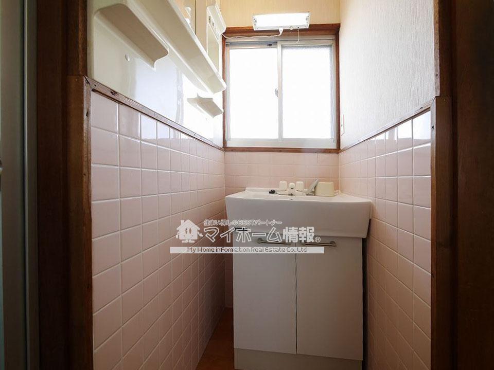 洗面設備　シンプルで使いやすい洗面台を設置しました♪