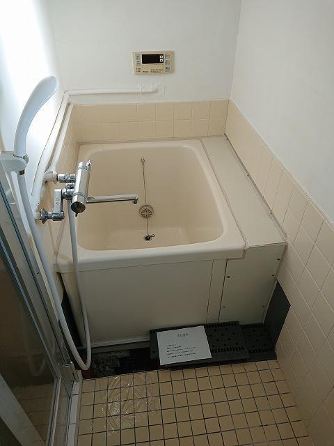 バス・シャワールーム　浴室