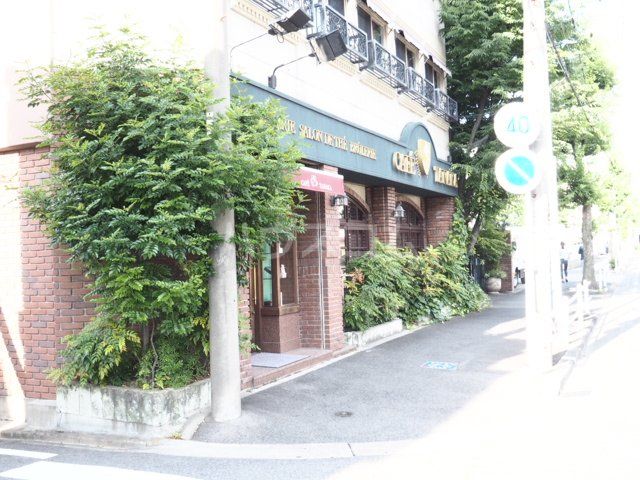 【名古屋市北区上飯田北町のマンションの飲食店】