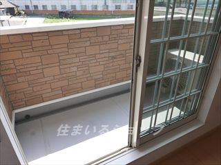 【安芸高田市吉田町常友のアパートのバルコニー】