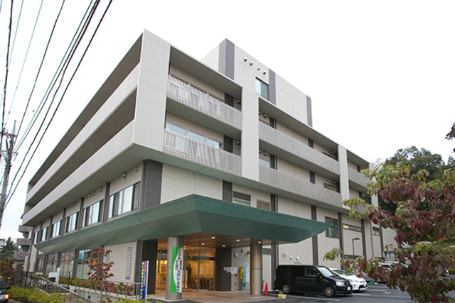 病院　医療法人財団興和会右田病院（病院）まで819m