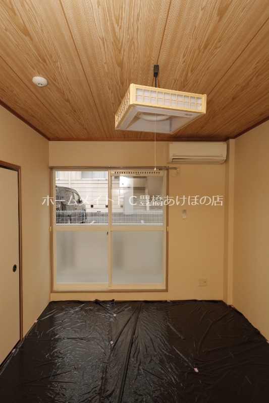 居室・リビング　同型別部屋写真