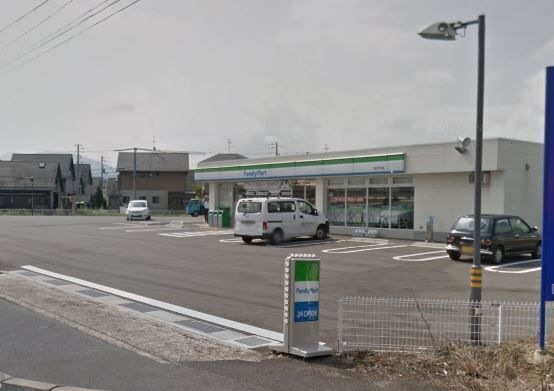 コンビニ　ファミリーマート　松江竹矢店（コンビニ）まで500m