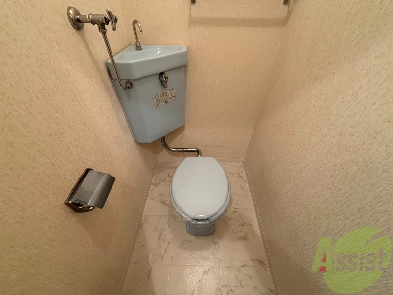 トイレ　こちらはトイレです。清潔感があり、安心して使用できます。