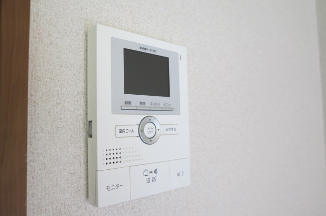セキュリティ　TVモニター付きインターホン♪