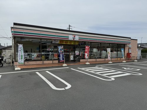 コンビニ　セブンイレブン八代高下西町店（コンビニ）まで94m
