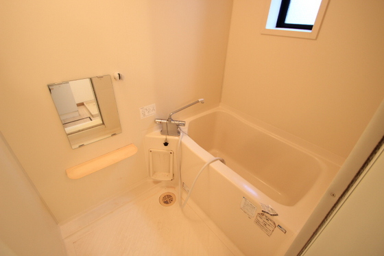 バス・シャワールーム　※他号室の写真です