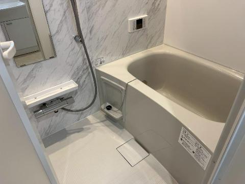 バス・シャワールーム　バス
