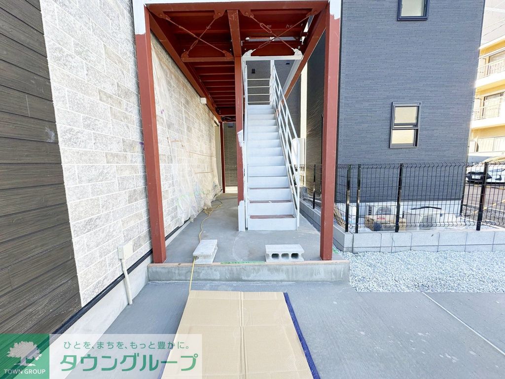 エントランス　エントランス