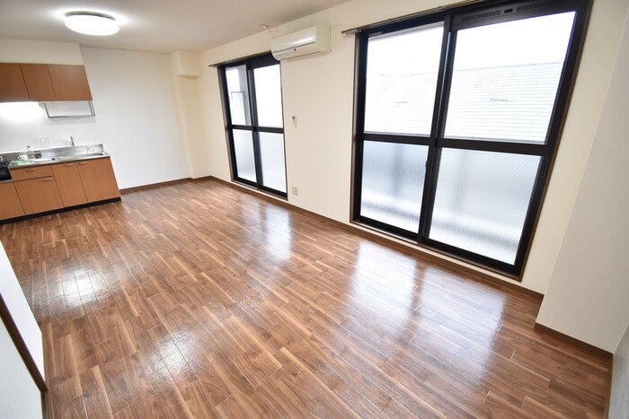 居室・リビング　ＬＤＫ１４帖