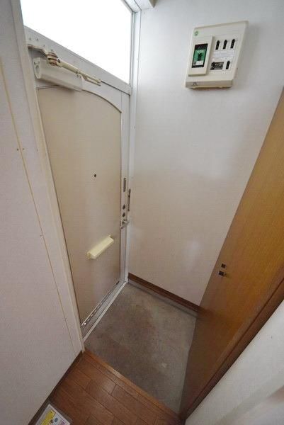 玄関　シューズボックスございます