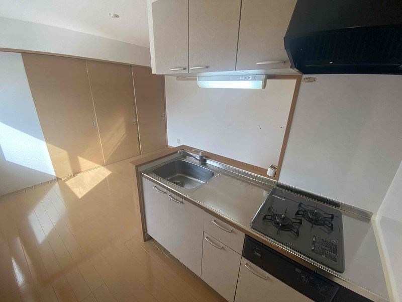 キッチン　２口ガスコンロ付きです