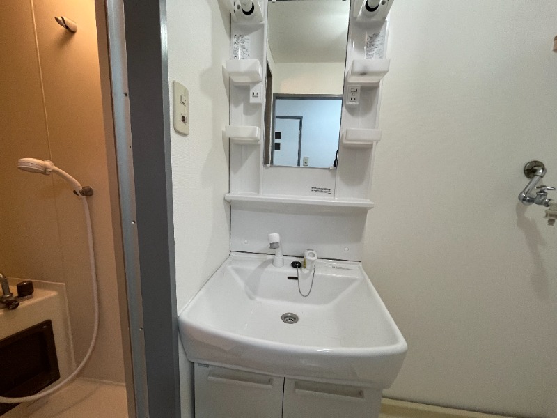 洗面設備　同物件別部屋イメージ