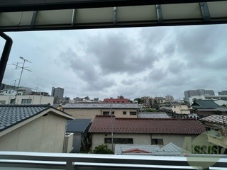 バルコニー　バルコニーもあります。洗濯物も外で干せます。