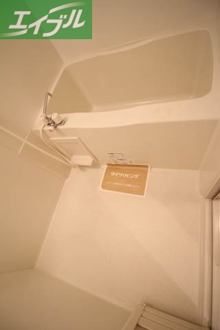 バス・シャワールーム　バスルーム