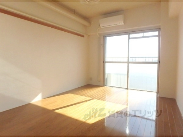 居室・リビング　洋室