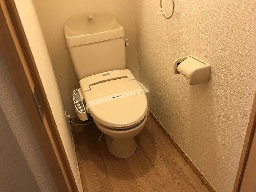 トイレ　温水洗浄便座設置