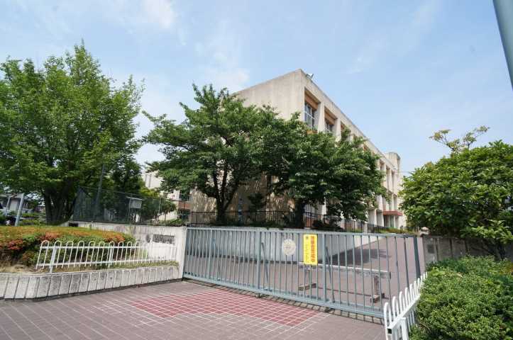 小学校　河合町立河合第三小学校（小学校）まで1100m