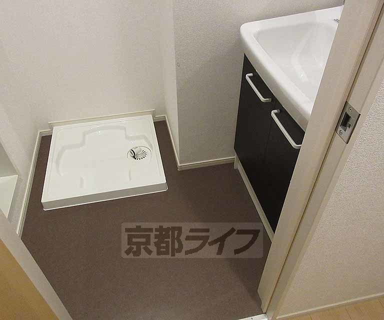 洗面設備　脱衣所もゆったりしています。