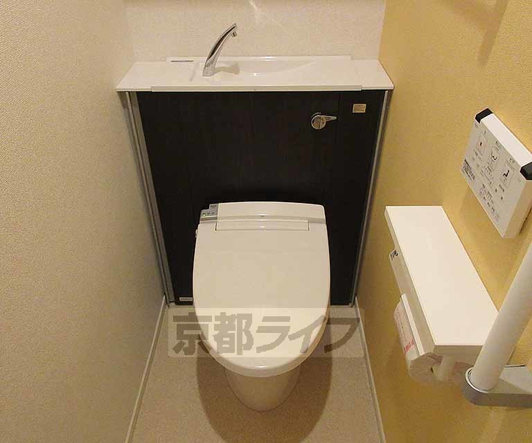 トイレ　ウォシュレット付！