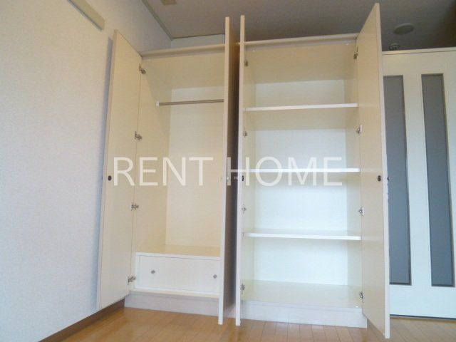 収納　クローゼット