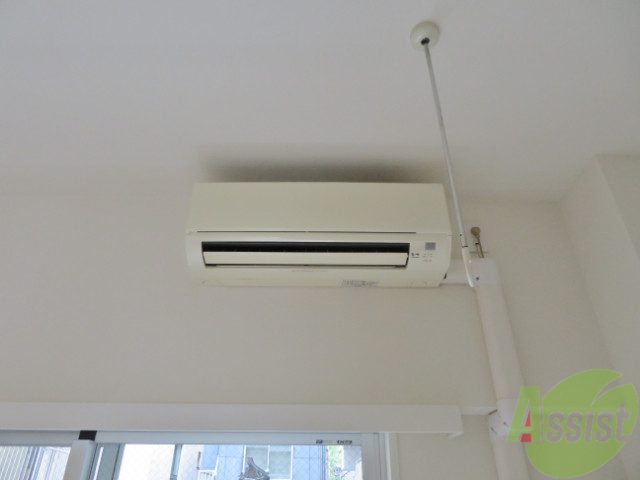 その他設備　エアコンはこんな感じの物が取り付けられてま～す。