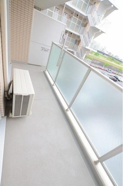 バルコニー　バルコニースペースです