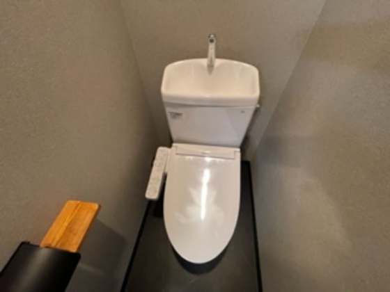 トイレ　※別部屋の写真です