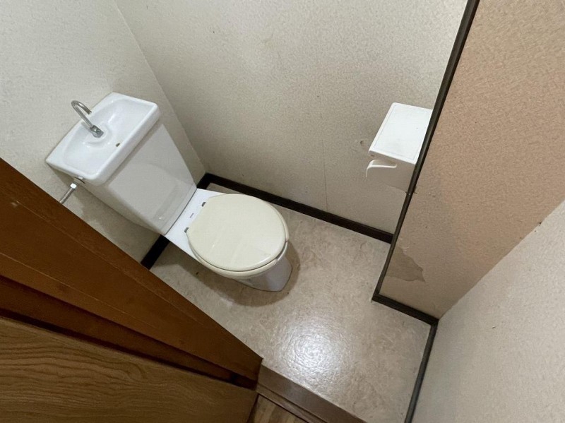 トイレ　トイレ