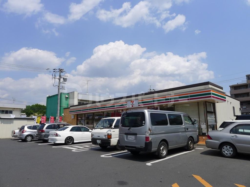 コンビニ　セブン-イレブン 南柏２丁目店（西口）（コンビニ）まで180m