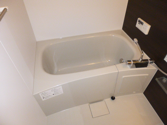 バス・シャワールーム　追い焚きバス