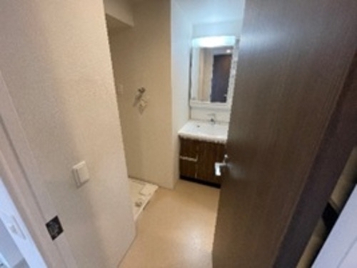 洗面設備　洗面台　※同タイプの部屋のお写真です